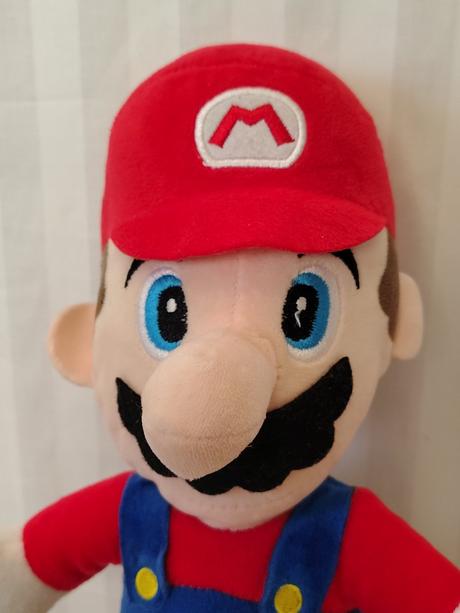 Plyšový super mario s prísavkou, 28 cm,