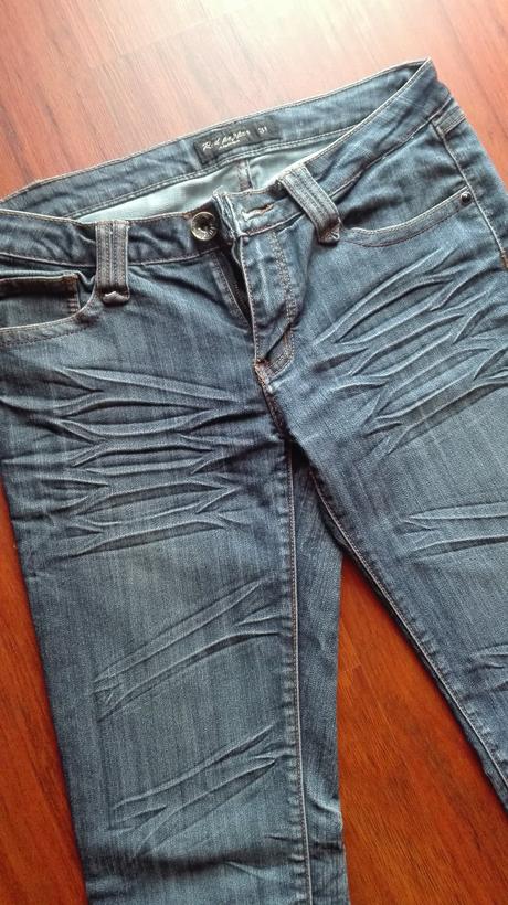 Tmavomodré hrubšie dámske rifle, 40