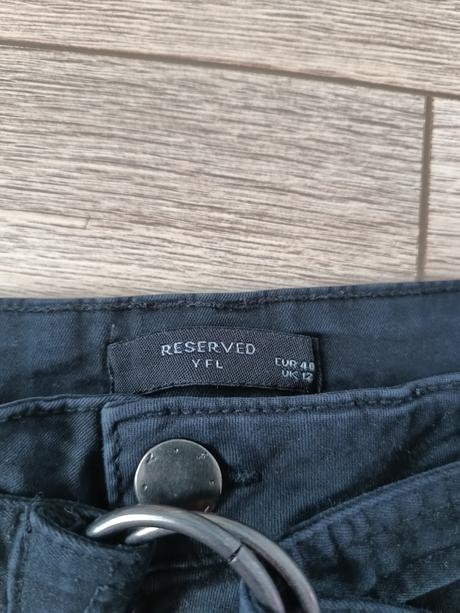 Skinny jeany, reserved,40