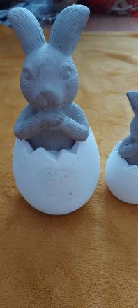 Veľkonočké zajace, polystyrenové vajíčka,sviečky, 