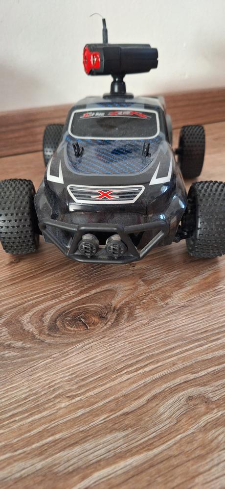 Auto na ovládanie pomocou 3d okuliarov,