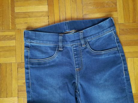 Dievčenské rifle/ džegíny, takko,146