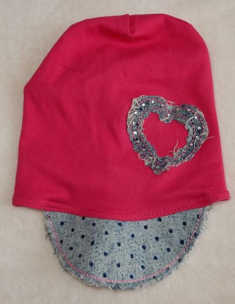 Tenká čiapka so šiltom, 116