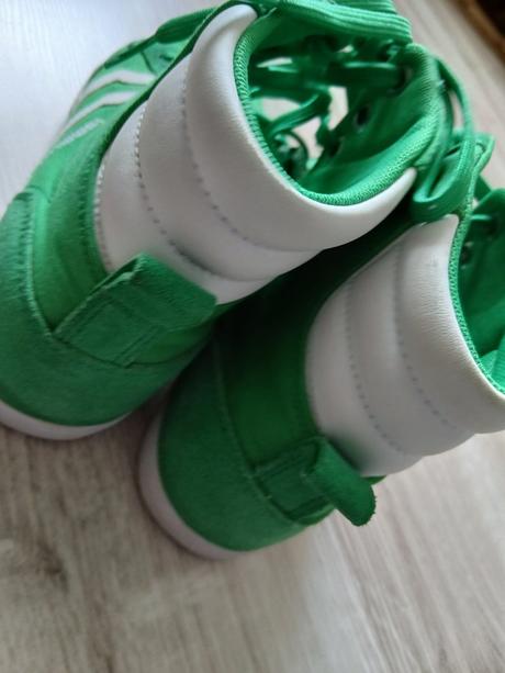 Tenisky č. 39 hummel, 39