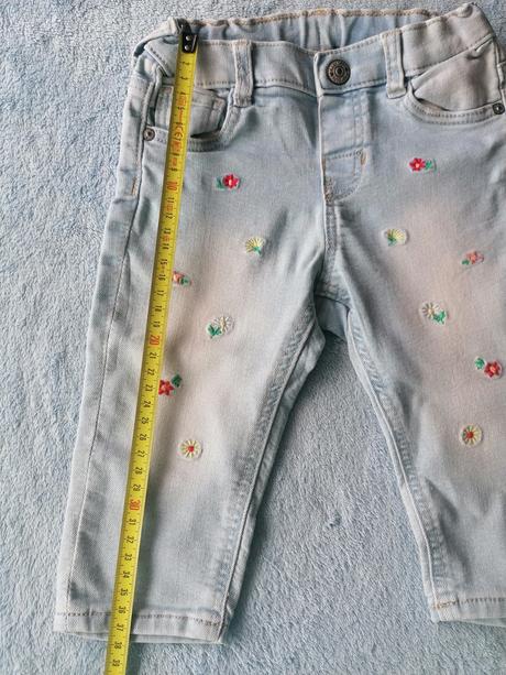 Rifle s kvietkami, f&f,74