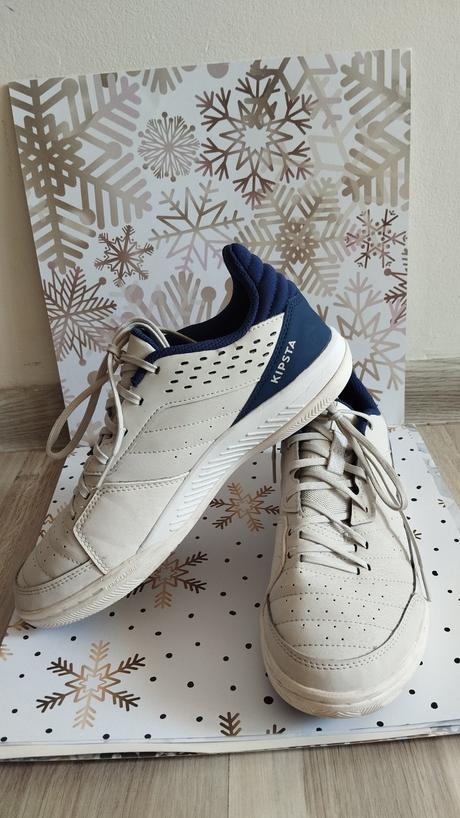 Futsalová obuv, kipsta,40