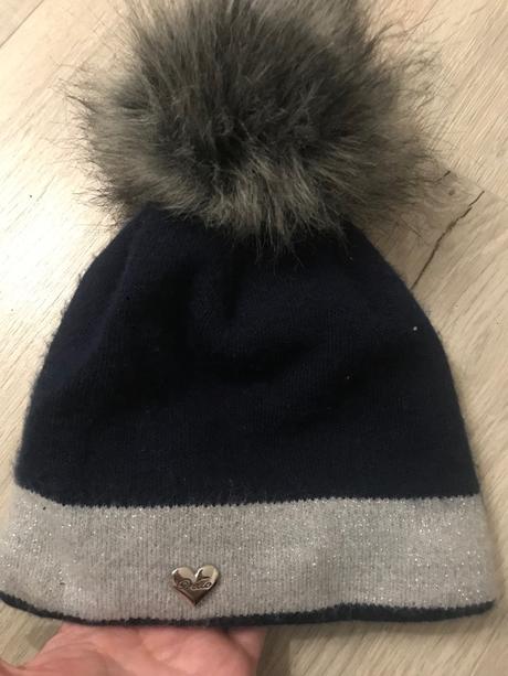 Dievcenske ciapky, 134