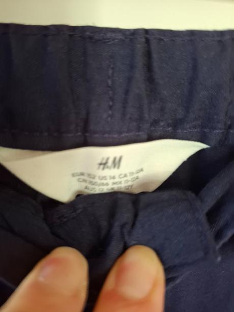 Šortky, h&m,152