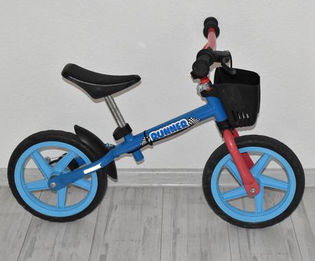 Detské odrážadlo runner s brzdou a košíkom,
