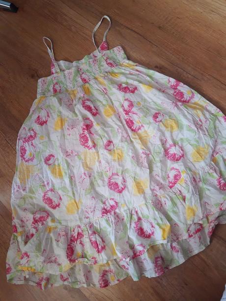 Dievcenske saty, 122