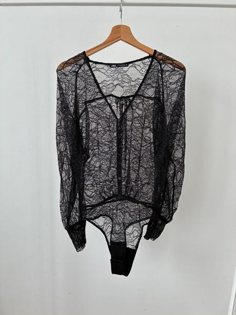 Zara cipkovane body, zara,xs