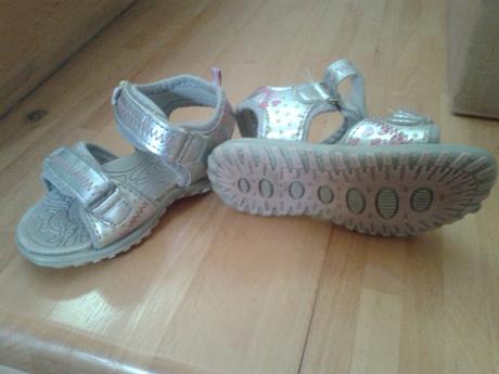 Sandálky, 23