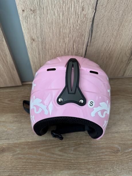 Lyžiarska prilba a okuliare v.s, s