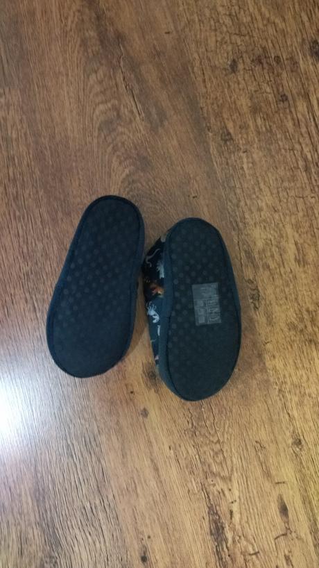 Papuče teplejšie dinosaury hm 26/27, h&m,26