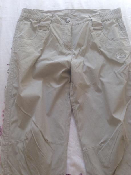 Turistické nohavice sivé, s