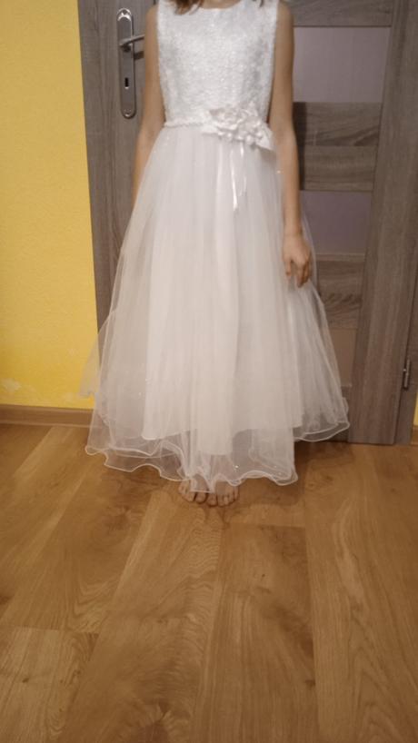 Šaty na prvé sväté prijímanie, 128