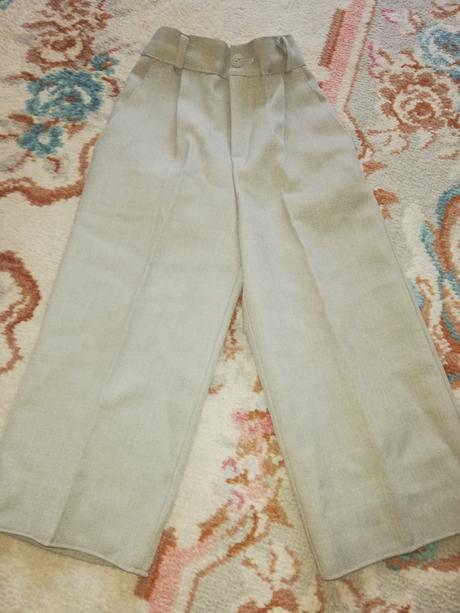 Spolocenske nohavice, 110