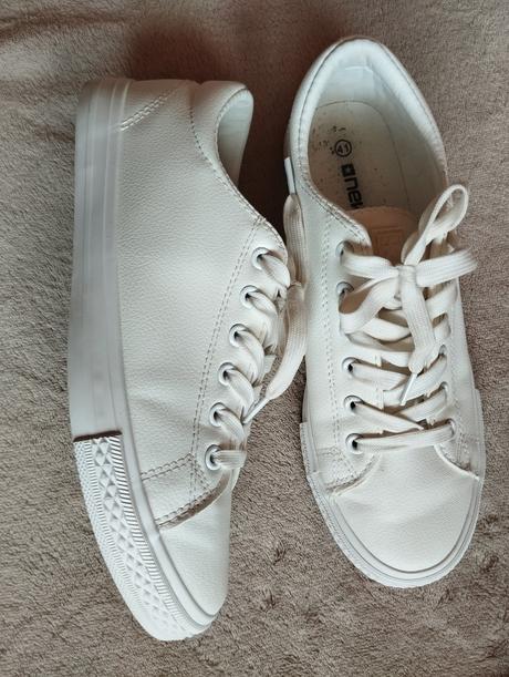 Dámske kožené biele tenisky evento, 41