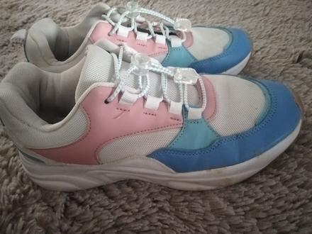 Tenisky, reserved,37