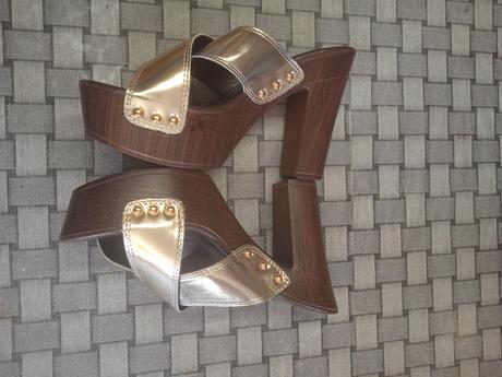 Dámske šľapky na opätku, 39