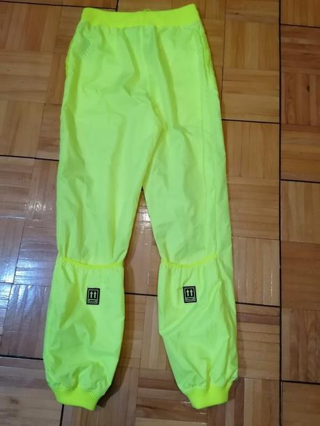 Šustiakové nohavice off-white, m