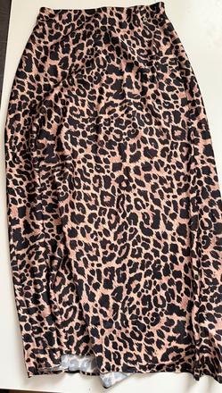 Guess saténová sukňa s, guess,s