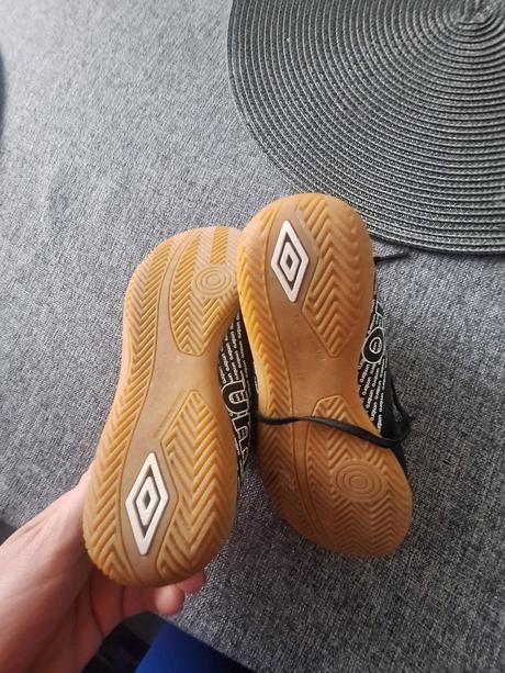 Halovky umbro, umbro,31