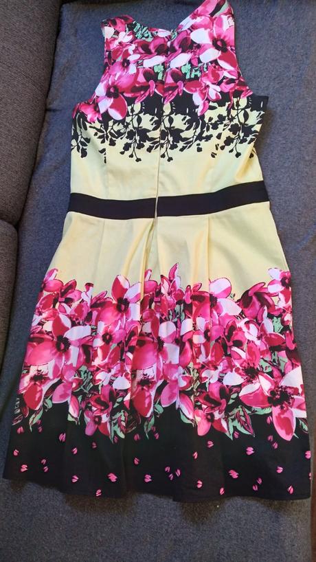 Šaty laura scott č.36, 36