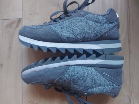 Zateplene tenisky, skechers,35