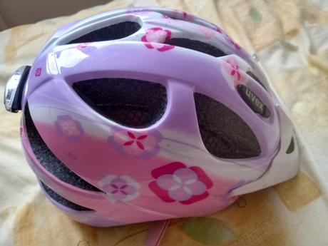 Cyklo prilba uvex so svetlom, s