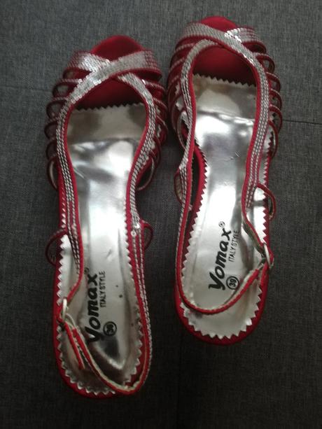 Dámske sandalky., 40