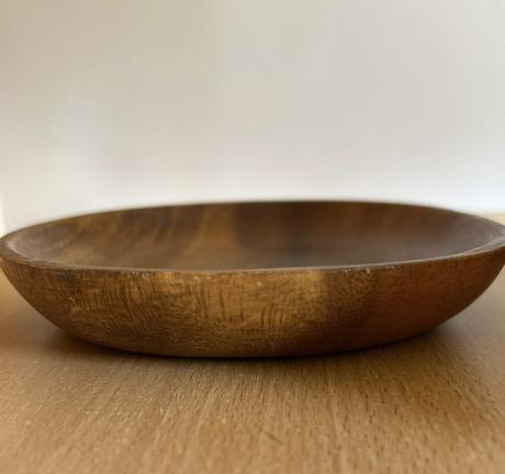 Masívne plytké taniere z akáciového dreva 2 ks, 