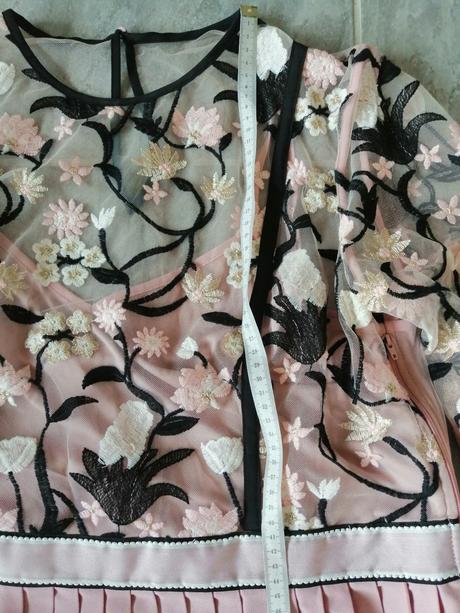 Luxus čipkované ružové šaty v42-46, 44