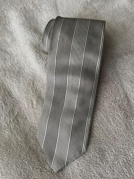 Gianfranco ferr hodvábna kravata, gianfranco ferre