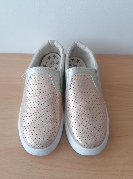 Nasuchovacky, nelli blu,36