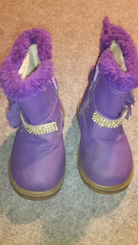 Čižmičky veľ.23, 23