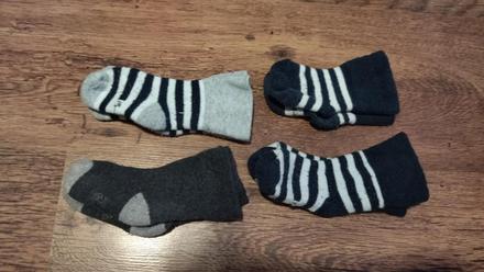 4x hrubé ponožky 15-18 cena spolu, 18