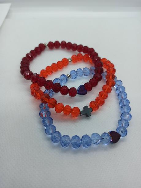 Náramky , ručná práca, minerálne a iné, 