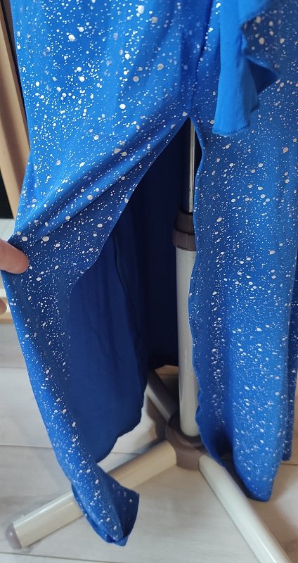 Nádherné spoločenské s, s