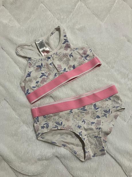 Podprsenka a nohavičky, 134