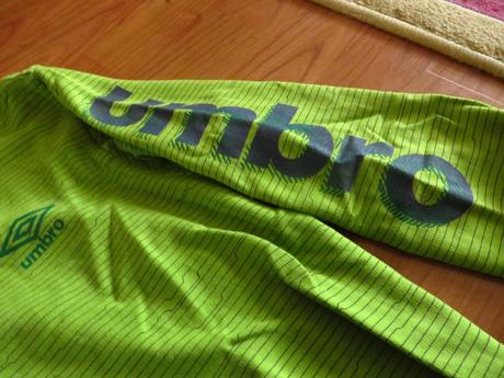 Chlapčenská mikina - veľ. 152 - zn. umbro, umbro,152