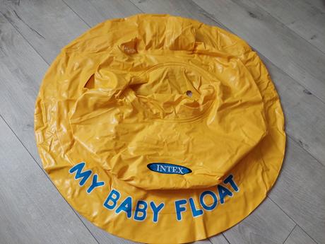 Plávacie koleso so sedačkou, 