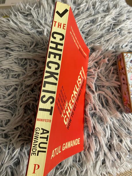 Malcolm gladwells review of the checklist manifes,