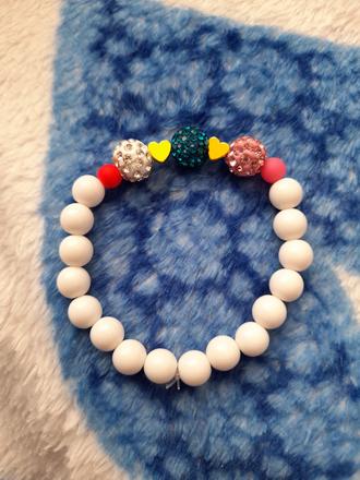 Korálkový náramok,