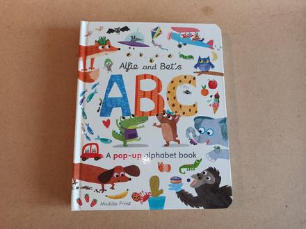 Alfie and bet's abc pop-up alphabet book, 