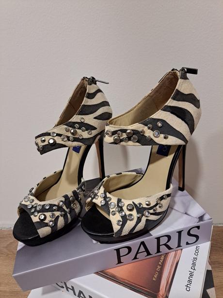 Sandále jimmy choo, jimmy choo,39