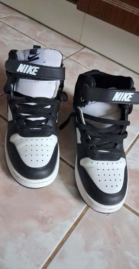 Členkové botasky, nike,40