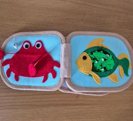 Baby book - quite book,