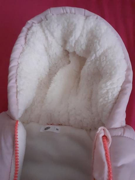 Zateplena vesta, pepco,86