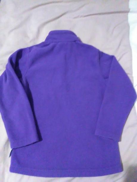 Fialová mikina, 116